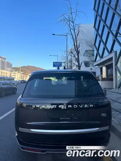 Land Rover Range-Rover 2023 4.4 гидро в Москве № 2203538, миниатюра 4