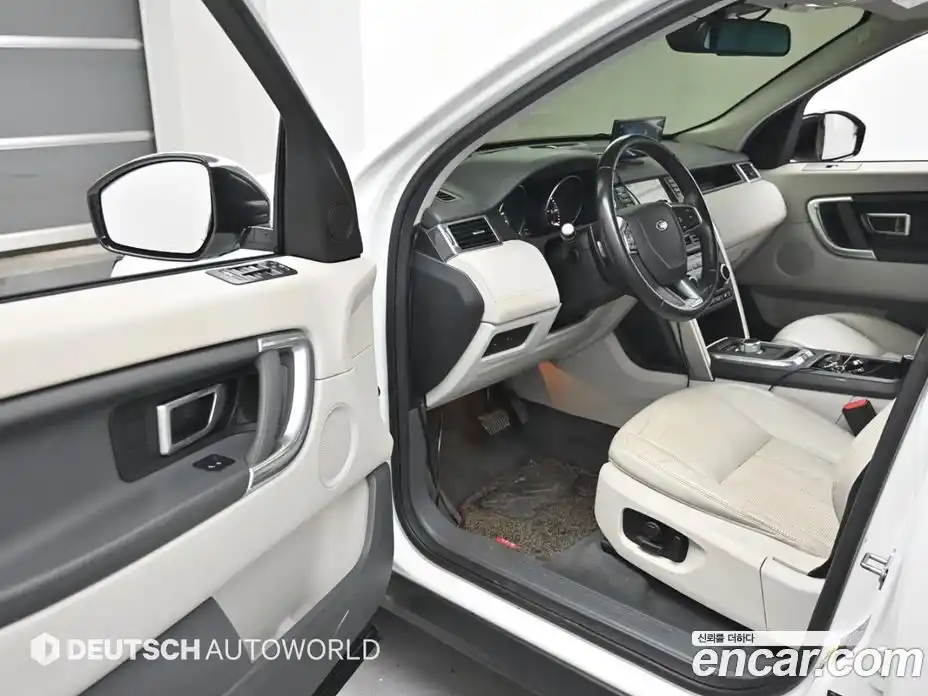 Land Rover Discovery Sport 2016 2.0 гидро в Москве № 2203573, фото 11