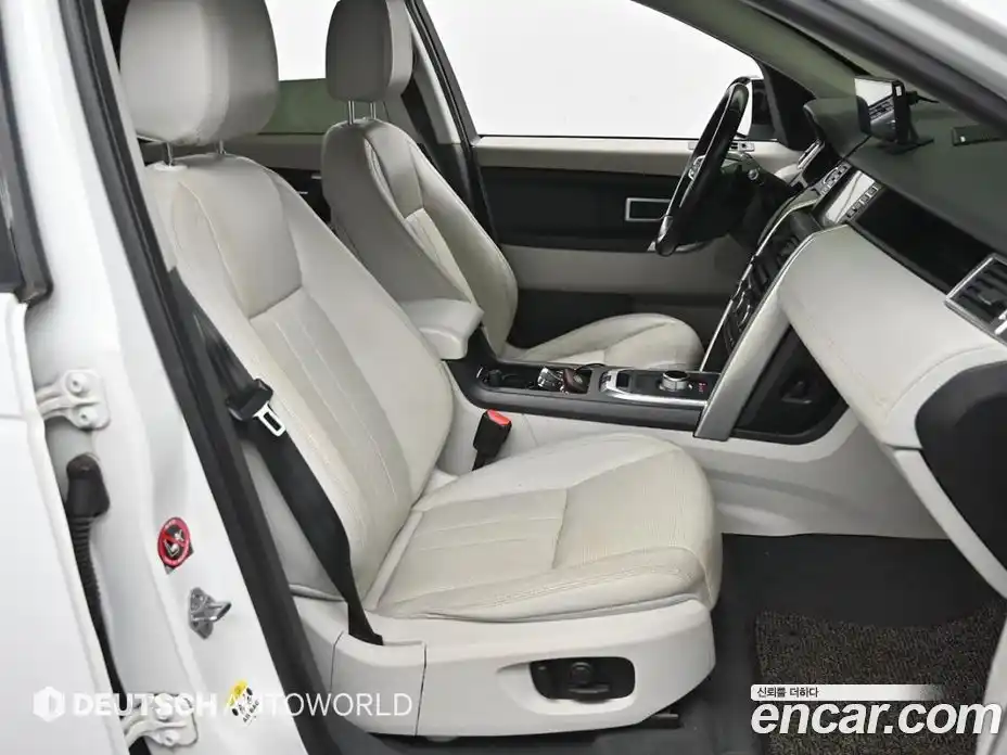 Land Rover Discovery Sport 2016 2.0 гидро в Москве № 2203573, фото 10