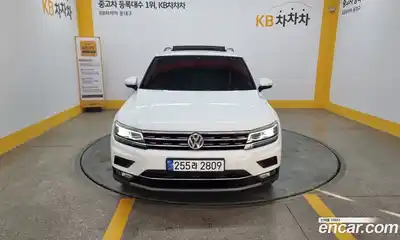 Volkswagen Tiguan 2020 2.0 гидро в Москве № 2204413, миниатюра 3