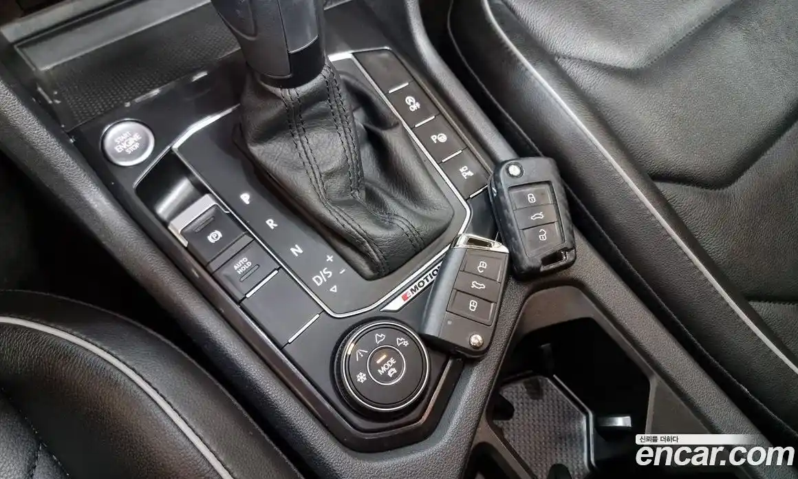Volkswagen Tiguan 2020 2.0 гидро в Москве № 2204413, фото 9