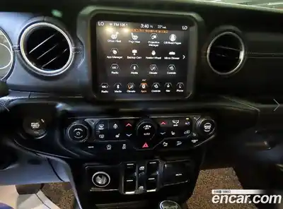 Jeep Wrangler 2019 2.0 гидро в Москве № 2204738, миниатюра 11