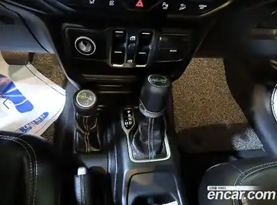Jeep Wrangler 2019 2.0 гидро в Москве № 2204738, миниатюра 12