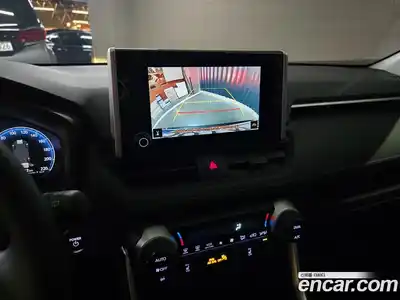 Toyota RAV4 2025 2.5 гидро в Москве № 2204798, миниатюра 12
