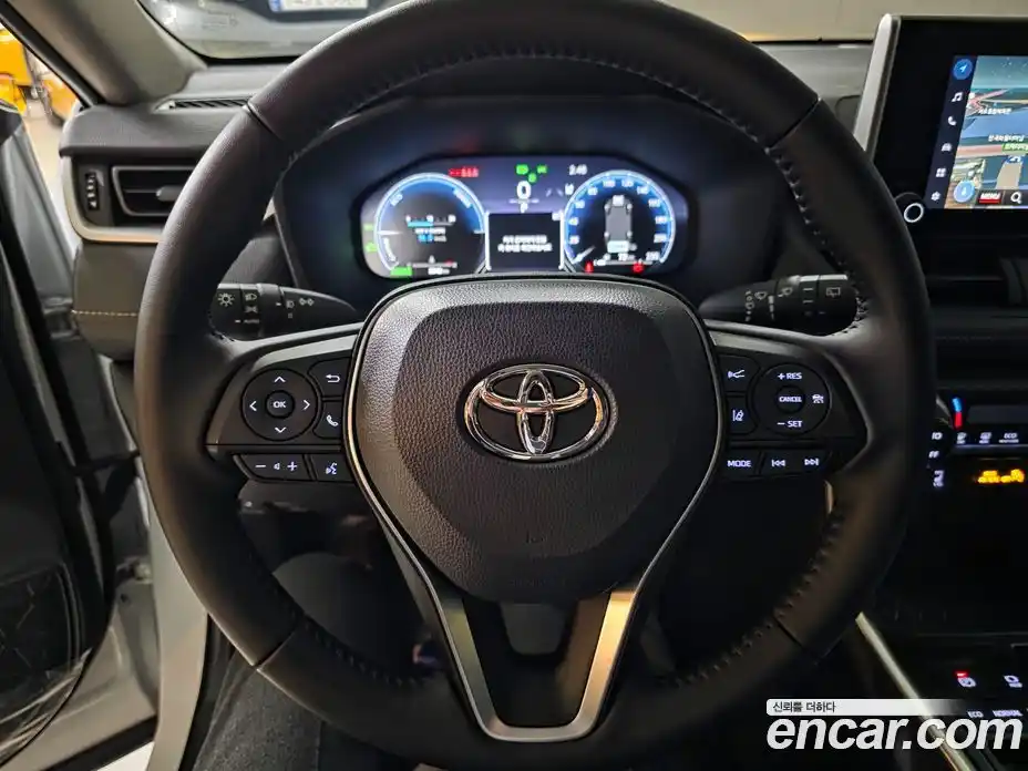 Toyota RAV4 2025 2.5 гидро в Москве № 2204798, фото 13