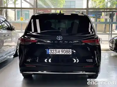 Toyota Sienna 2021 2.5 гидро в Москве № 2204815, миниатюра 2
