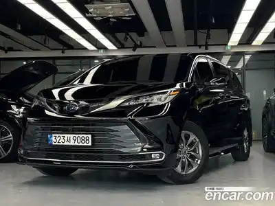Toyota Sienna 2021 2.5 гидро в Москве № 2204815, миниатюра 3