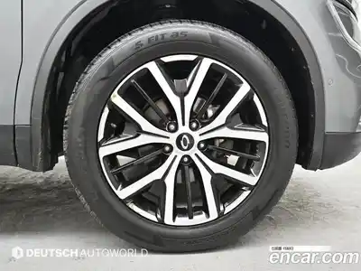 Renault QM6 2022 2.0 гидро в Москве № 2205341, миниатюра 5
