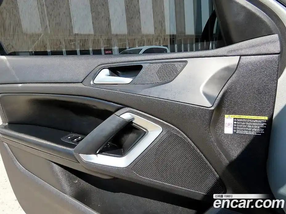 Peugeot 308 2015 1.6 гидро в Москве, фото 11
