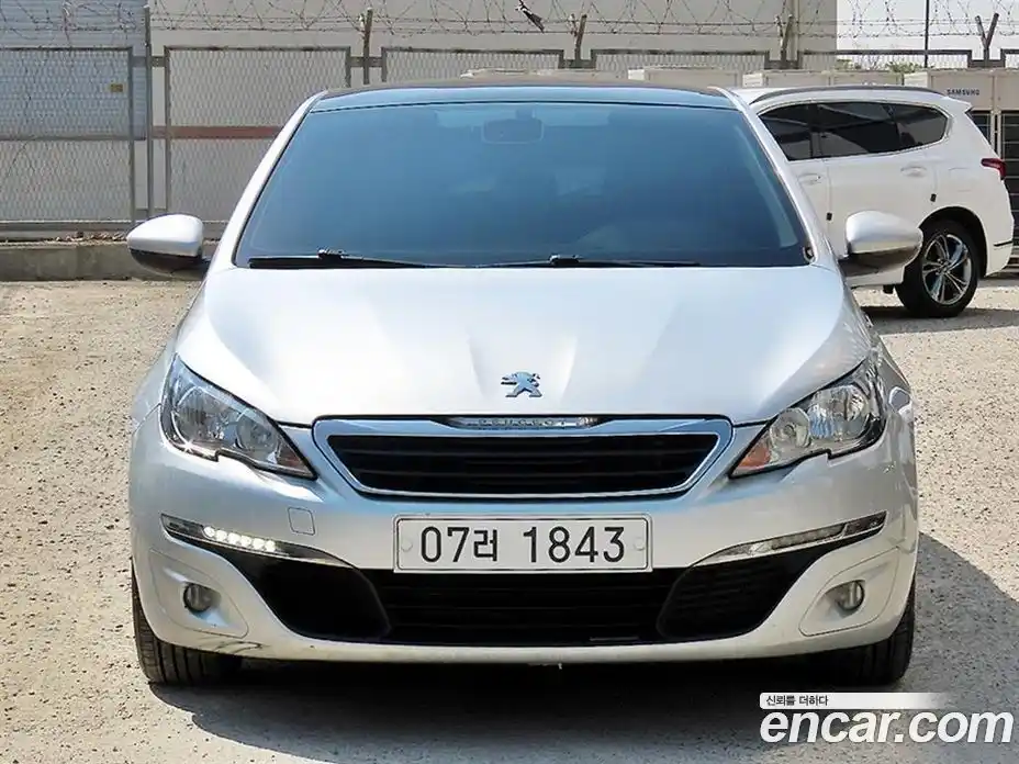 Peugeot 308 2015 1.6 гидро в Москве, фото 3