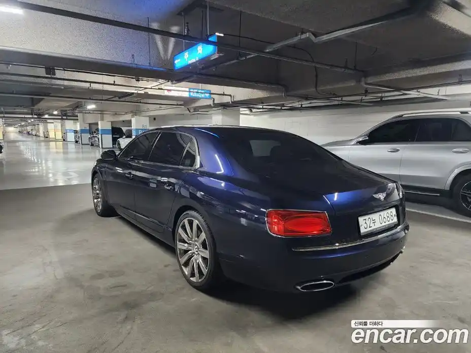 Bentley Flying Spur 2016 6.0 гидро, фото 12