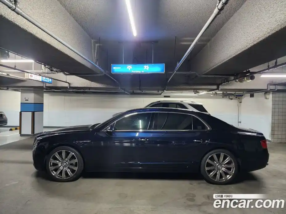 Bentley Flying Spur 2016 6.0 гидро, фото 14
