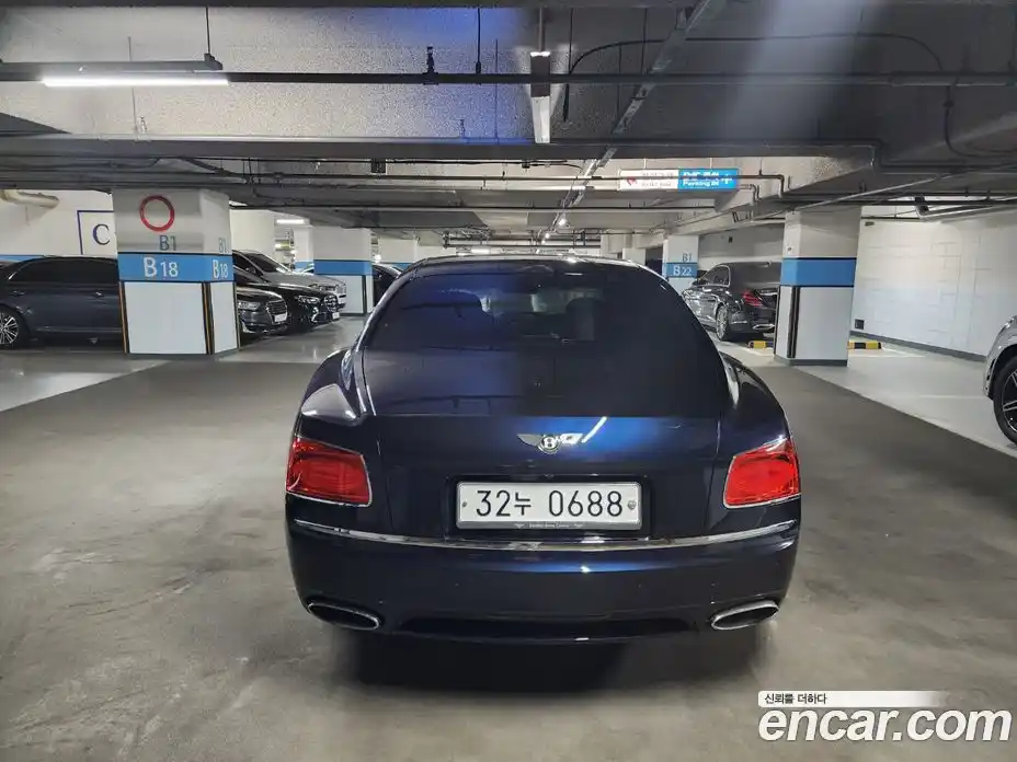 Bentley Flying Spur 2016 6.0 гидро, фото 4