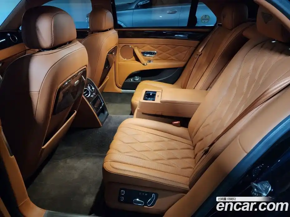 Bentley Flying Spur 2016 6.0 гидро, фото 10