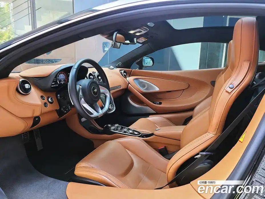 McLaren GT 2022 4.0 автомат (гидро), фото 6 McLaren GT 2022 4.0 автомат (гидро), фото 6