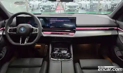 BMW 5-Series 2025 2.0 гидро в Москве № 2206733, миниатюра 7