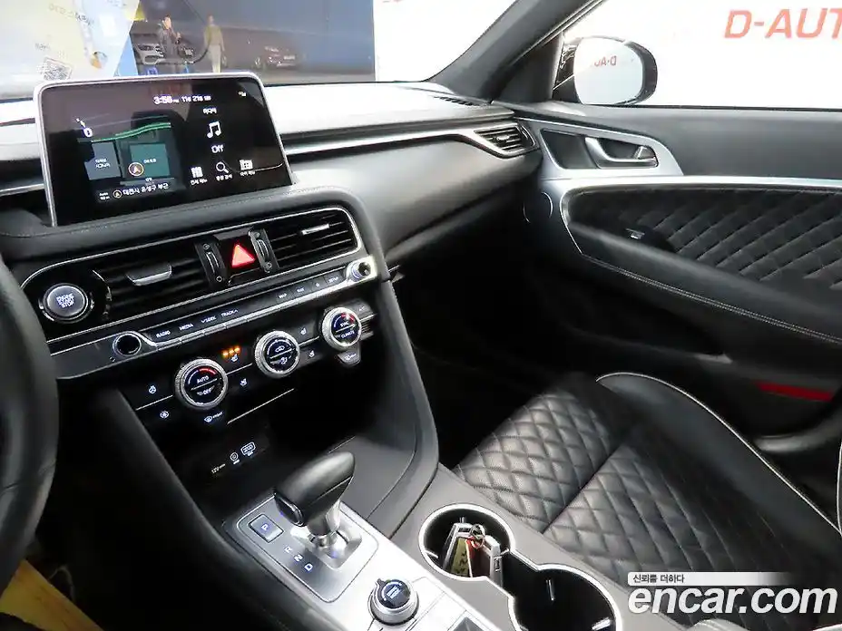 Genesis G70 2019 2.0 гидро в Москве № 22600, фото 12