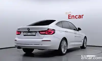 BMW 3-Series 2019 2.0 гидро в Москве № 306608, миниатюра 2