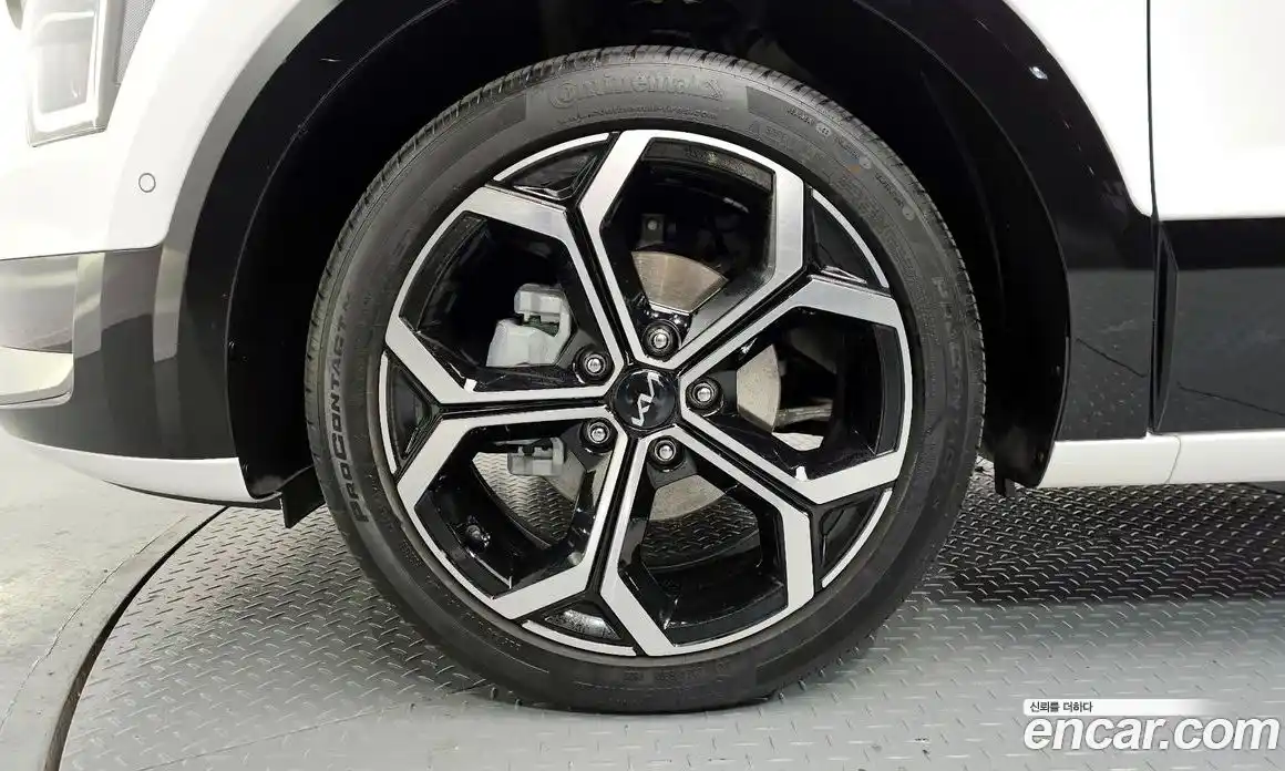 Kia Niro 2022 1.6 гидро в Москве № 855720, фото 5