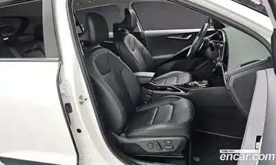 Kia Niro 2022 1.6 гидро в Москве № 855720, миниатюра 10