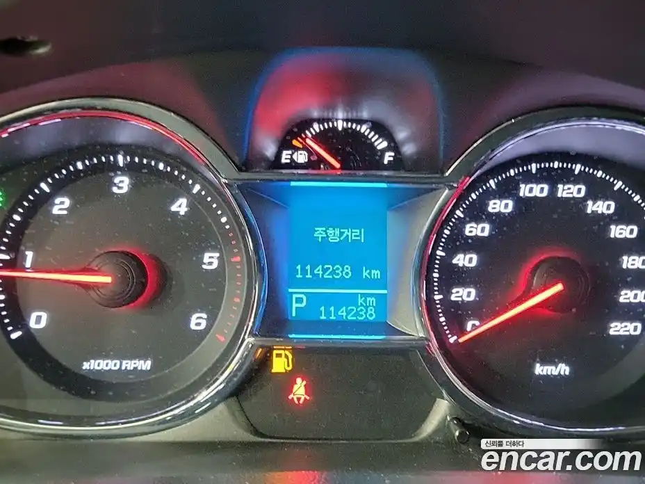 Chevrolet Captiva 2015 2.0 гидро в Москве, фото 6