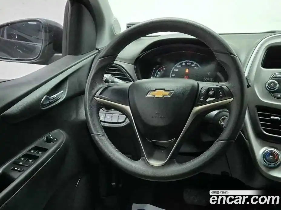 Chevrolet Spark 2017 1.0 гидро в Москве № 105624, фото 9