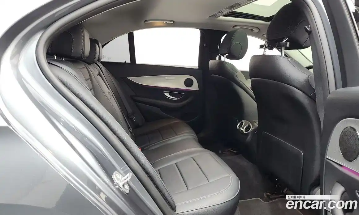 Mercedes-Benz E-Class 2018 2.0 гидро в Москве, фото 12