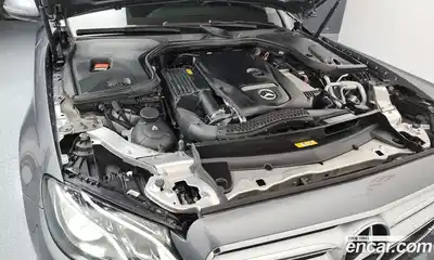 Mercedes-Benz E-Class 2018 2.0 гидро в Москве, миниатюра 6