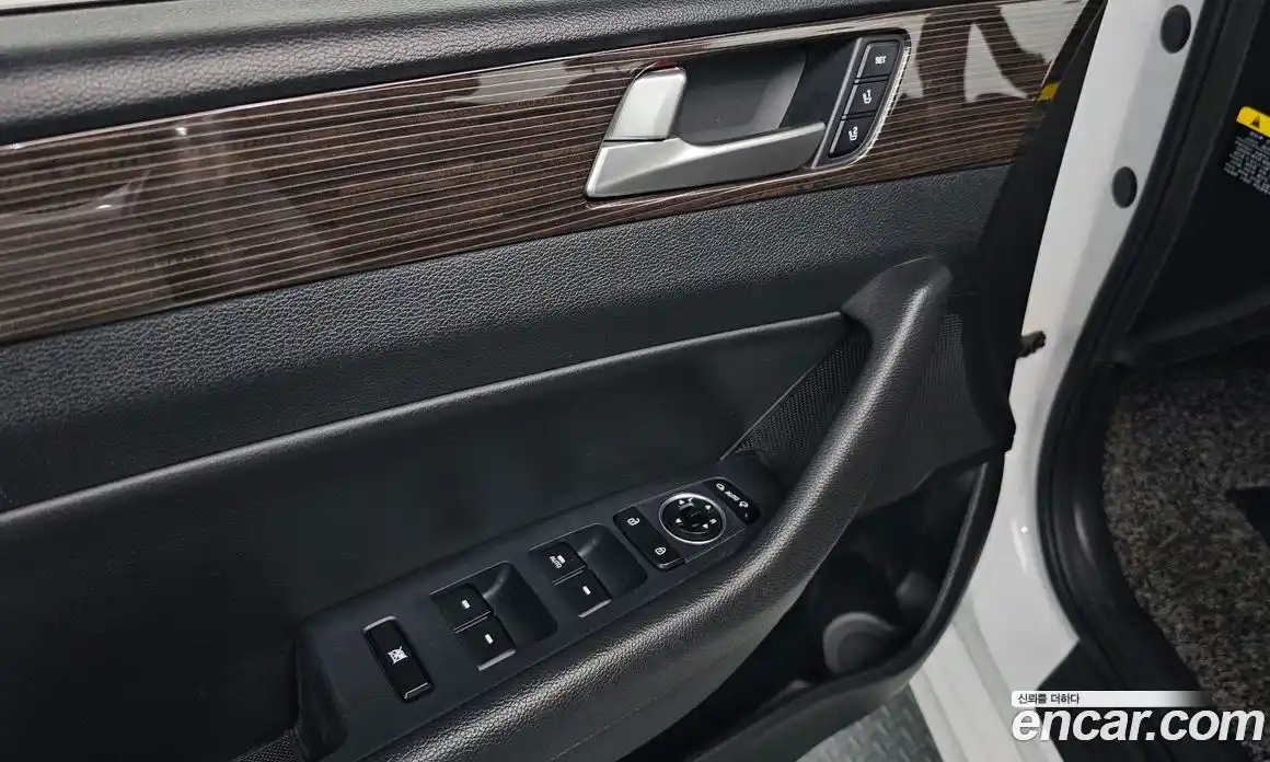 Hyundai Sonata 2018 2.0 гидро в Москве, фото 17