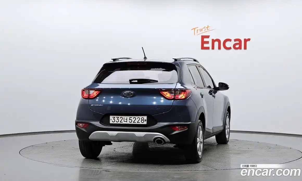 Kia Stonic 2018 1.4 гидро в Москве, фото 3