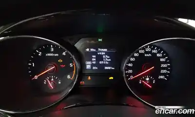 Kia Canival 2018 2.2 гидро в Москве № 123876, миниатюра 8