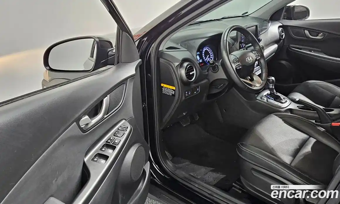 Hyundai Kona 2019 1.6 гидро в Москве, фото 11