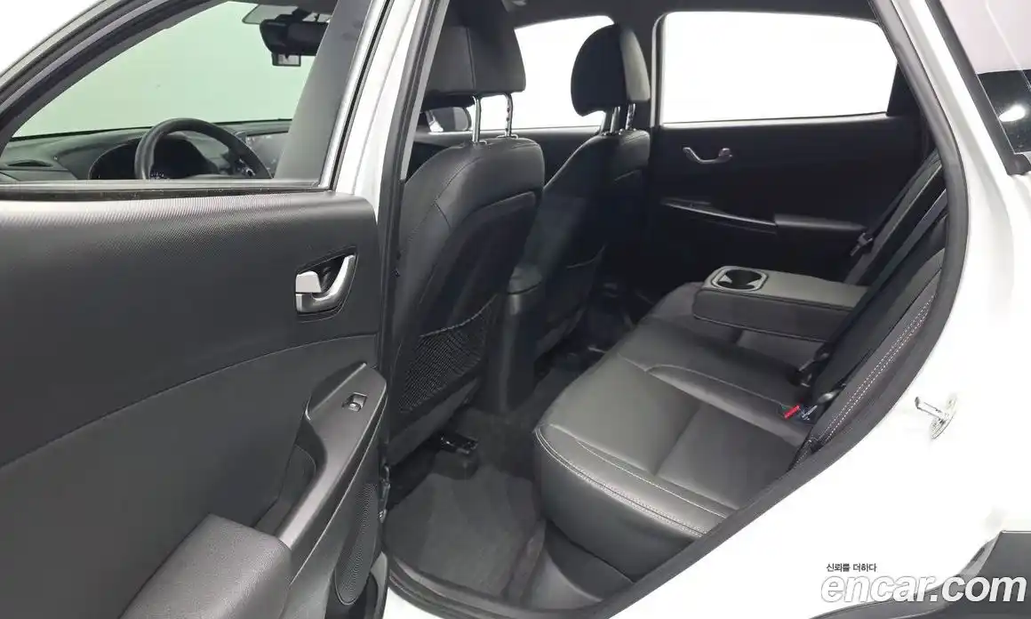 Hyundai Kona 2019 1.6 гидро в Москве, фото 11