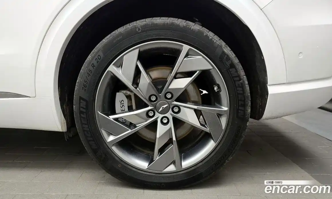 Genesis GV70 2022 0.1 гидро в Москве, фото 7