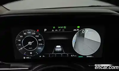 Kia Canival 2023 2.2 гидро в Москве № 133433, миниатюра 8