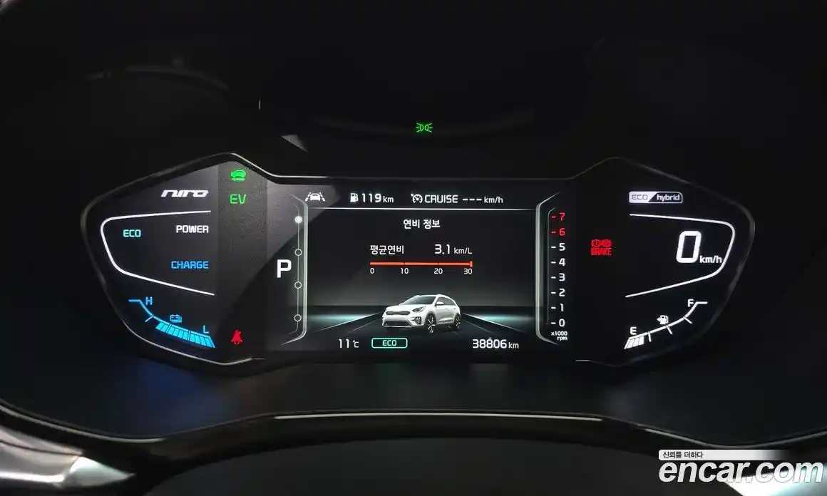 Kia Niro 2021 1.6 гидро в Москве, фото 11