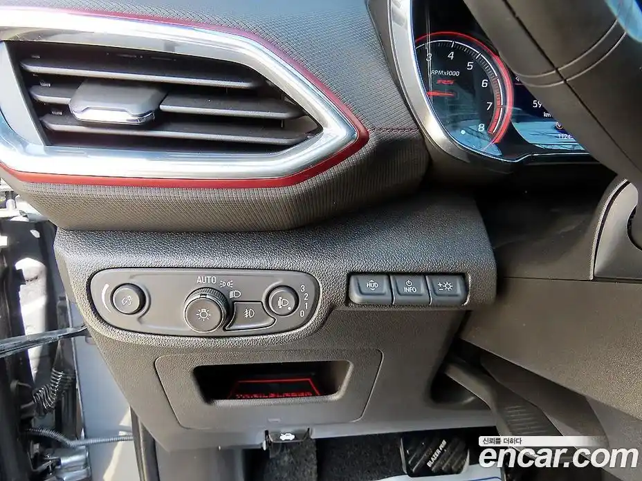 Chevrolet TrailBlazer 2020 1.3 гидро в Москве, фото 13