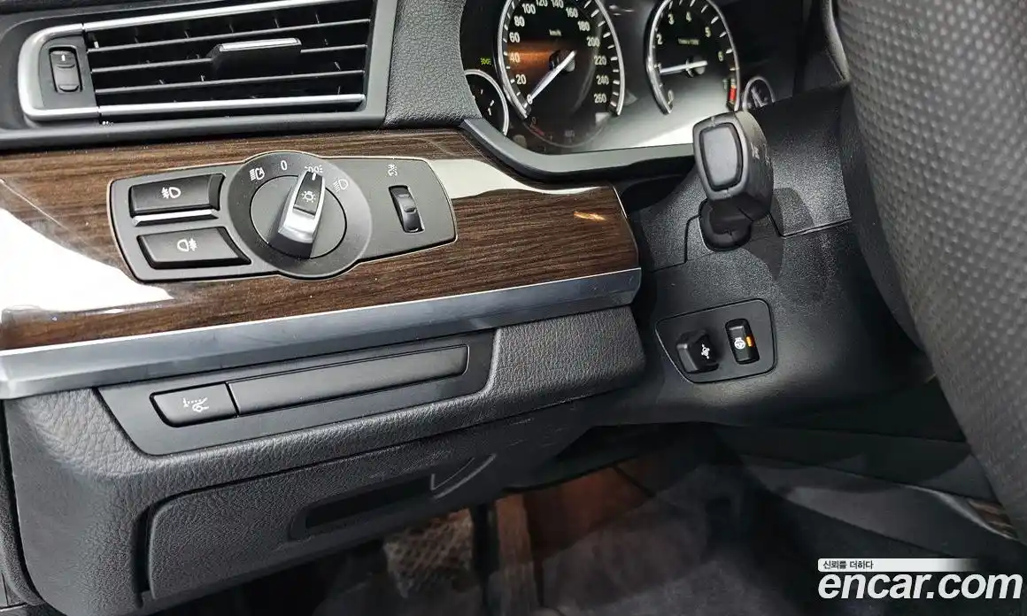 BMW 7-Series 2010 3.0 гидро в Москве, фото 13