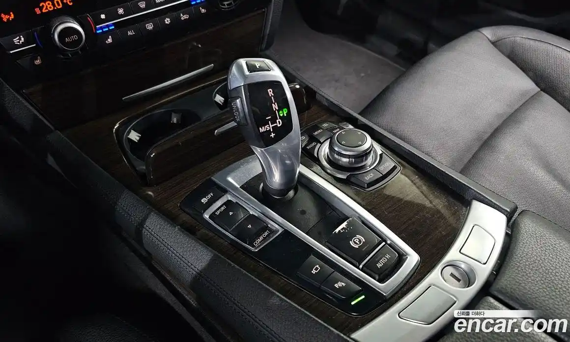 BMW 7-Series 2010 3.0 гидро в Москве, фото 9