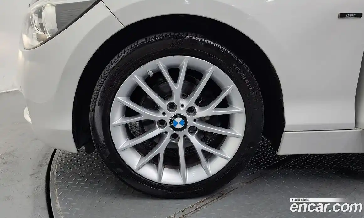 BMW 1-Series 2014 2.0 гидро в Москве, фото 5