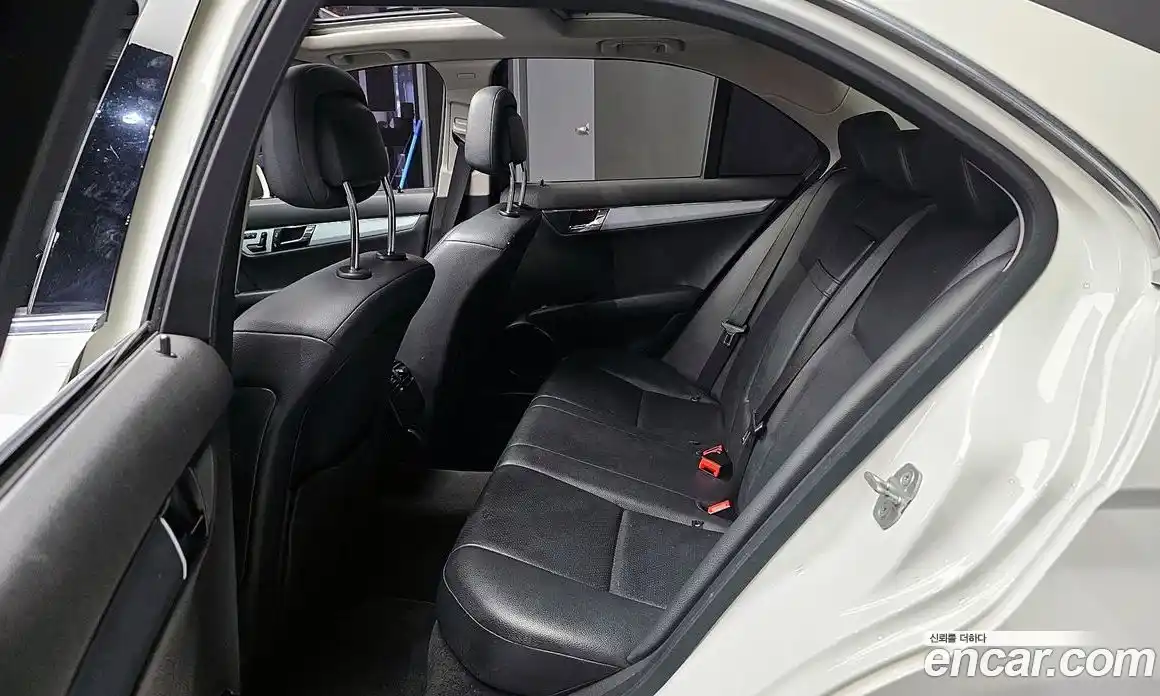 Mercedes-Benz C-Class 2010 1.8 гидро в Москве, фото 12