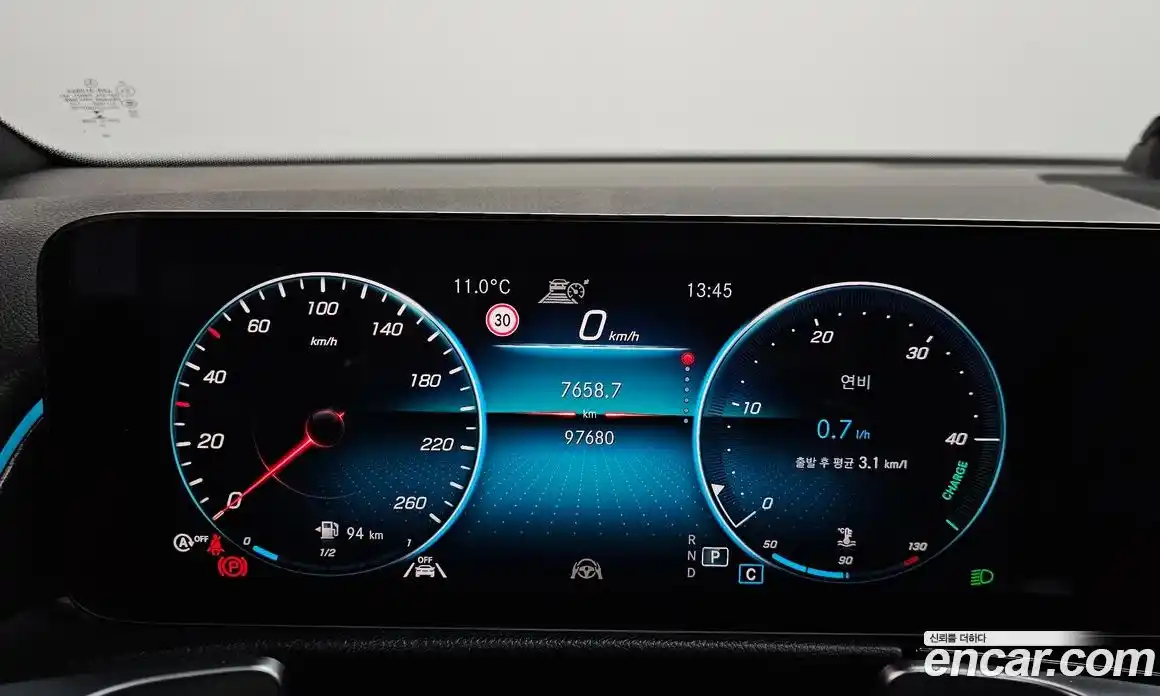 Mercedes-Benz GLB-Class 2022 2.0 гидро в Москве, фото 8