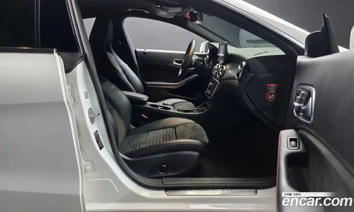 Mercedes-Benz CLA-Class 2018 2.0 гидро в Москве, фото 10