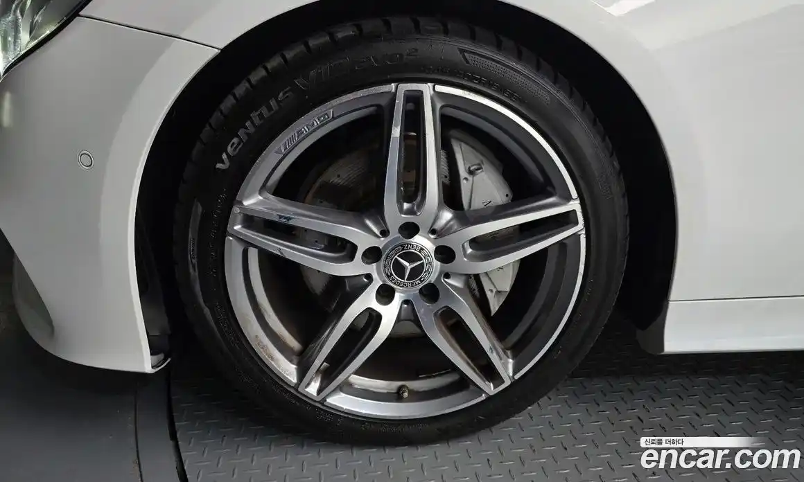 Mercedes-Benz E-Class 2020 1.9 гидро в Москве, фото 5