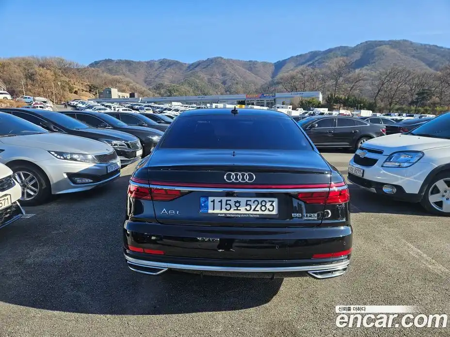 Audi A8 2021 3.0 гидро в Москве № 164111, фото 4