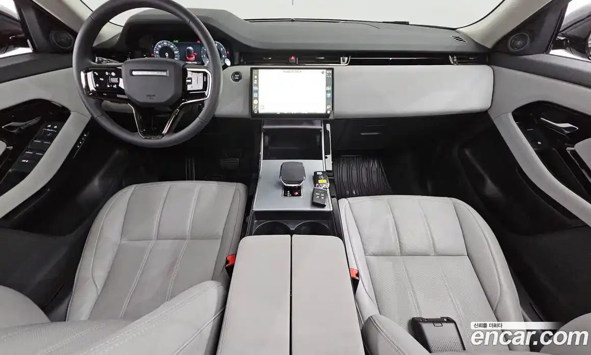 Land Rover Range-Rover Evoque 2024 2.0 гидро в Москве № 165929, фото 7