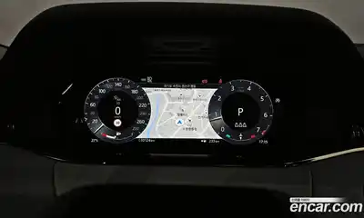 Land Rover Range-Rover Evoque 2024 2.0 гидро в Москве № 165931, миниатюра 8