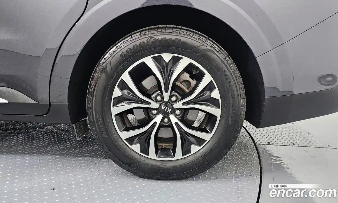 Kia Canival 2021 2.2 гидро в Москве № 1685169, фото 7