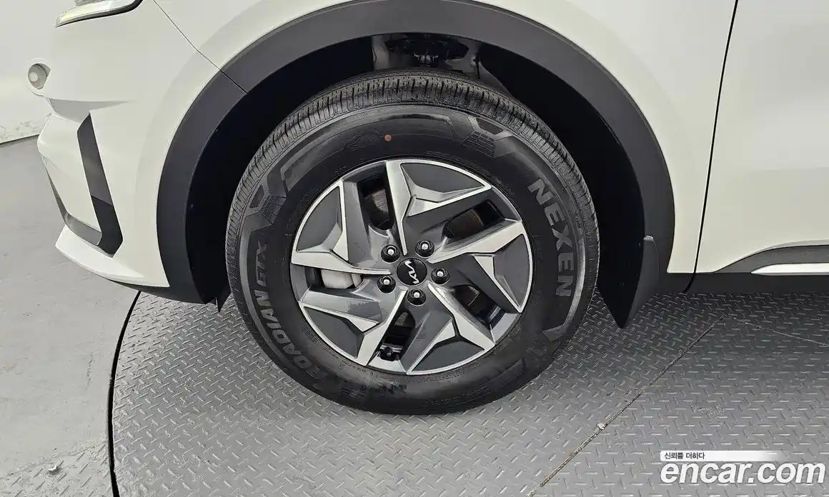 Kia Sorento 2022 1.6 гидро в Москве, фото 5