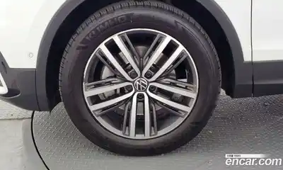 Volkswagen Tiguan 2022 2.0 гидро в Москве № 168790, миниатюра 5